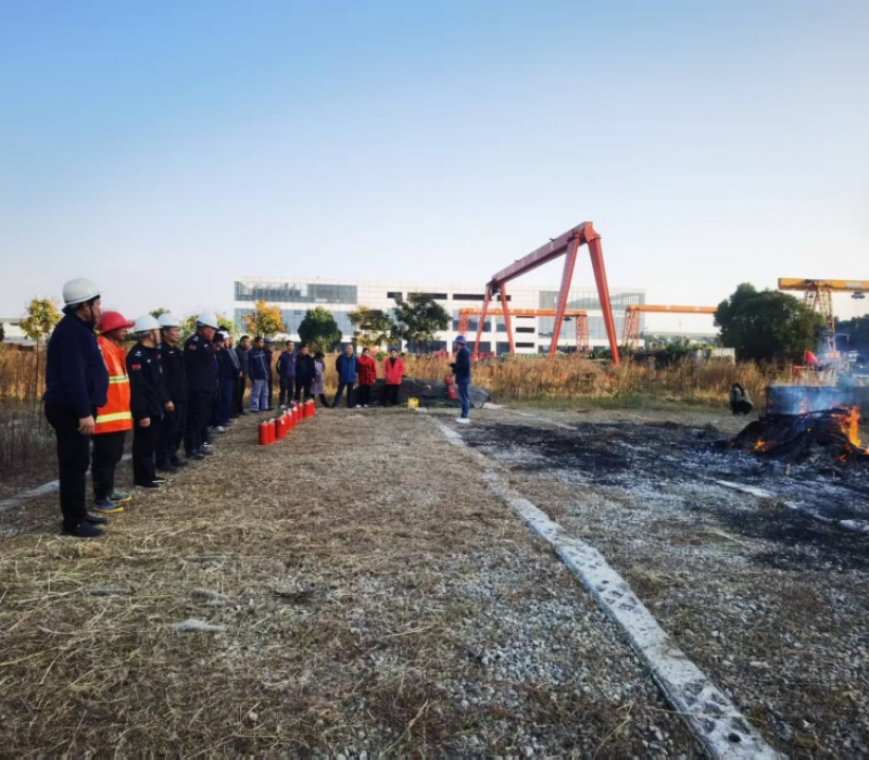 筑牢冬季安全“防火墙”