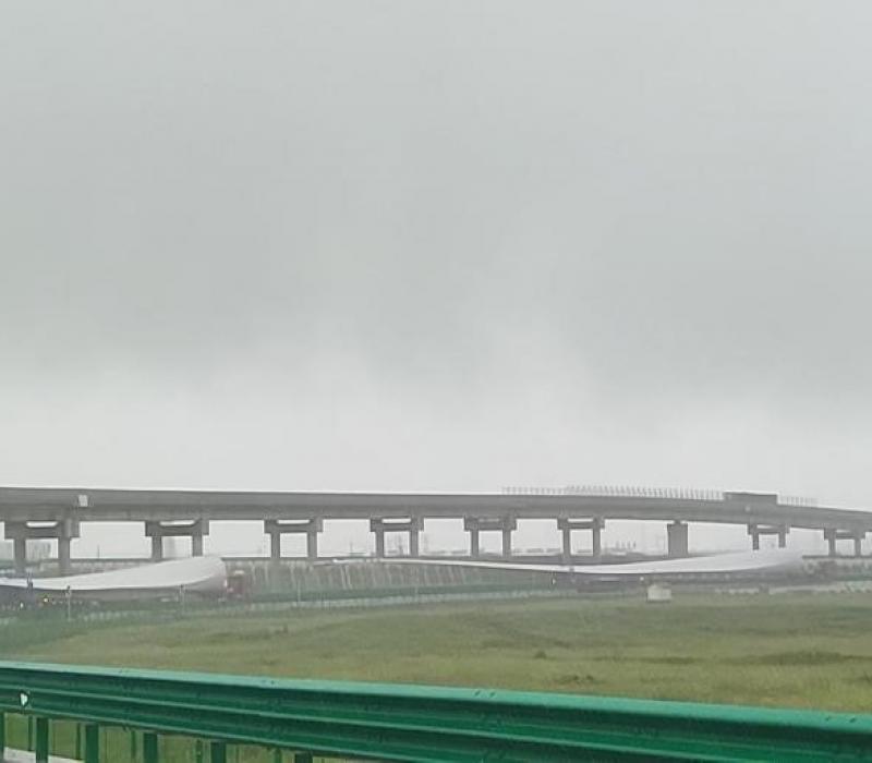 迎战风电大型化！工程物流事业部成功完成112米陆上超长叶片运输重大突破